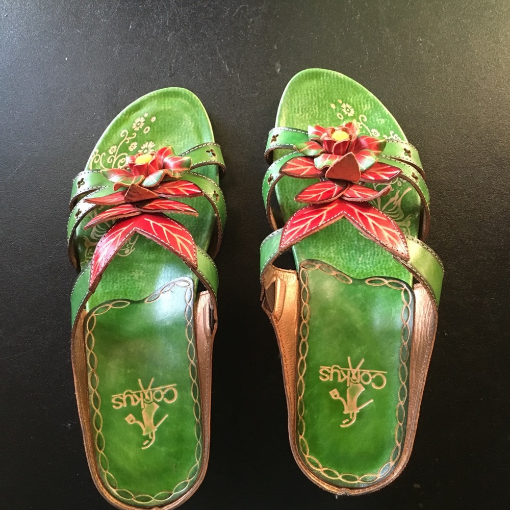 Corkys Slip On Shoes - Picture 2 of 8